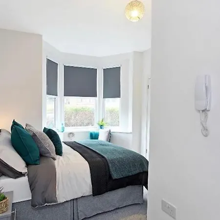Affittacamere Cammell Staycation- Corporate & Executive Stays